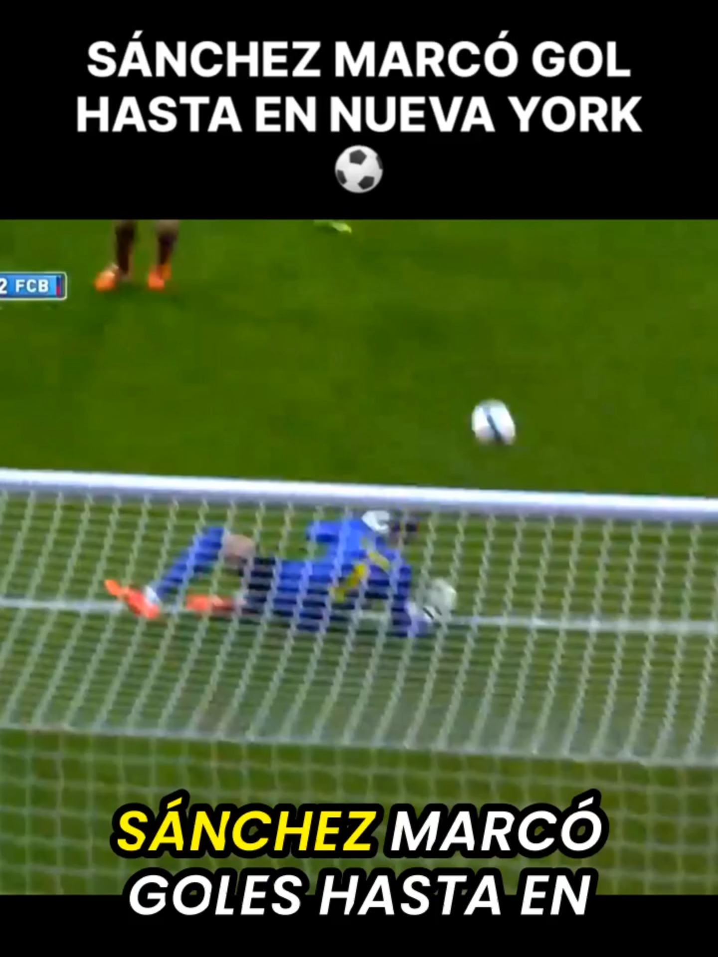La política española explicada con fútbol: mientras Pedro Sánchez está de gira internacional marcando goles por la transición verde y la solidaridad, la oposición del PP y Vox parece que se ha quedado en el banquillo calentando. Unos juegan el partido de la política exterior, otros... bueno, se dedican a protestar desde la banda. 🫠 Al final, quién creéis que está jugando para el equipo y quién solo para la grada? #pedrosanchez #politicaespañola #gobiernodeespaña #paratiiii #actualidad