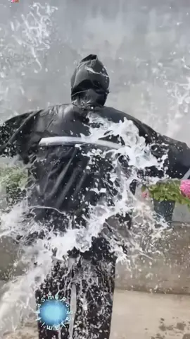 raincoat for motorcycle rider #philippines🇵🇭tiktoker❤️foryoupage #goodthings #foryou #life 