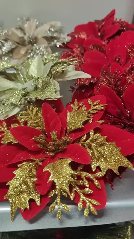 Christmas flowers #christmascountdown #christmas #flowers #fouryou #fpy #christmastiktok #christmas2025 