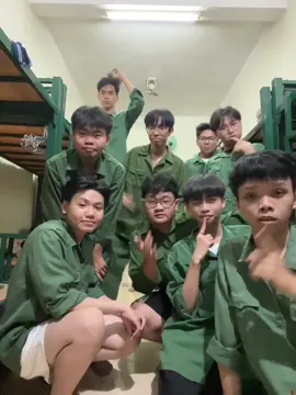 Tránh đường cho ông địa đi qua...#k454#HCMUS#ttgdqpanđhqgtphcm#SonTungMTP 