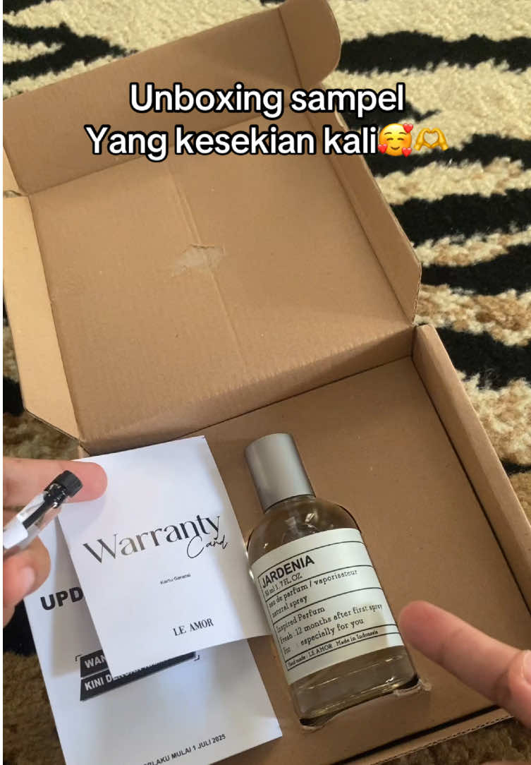 Alhamdulillah tetap semangat semuanya🥰 #sampelgratis #fyp #parfum 