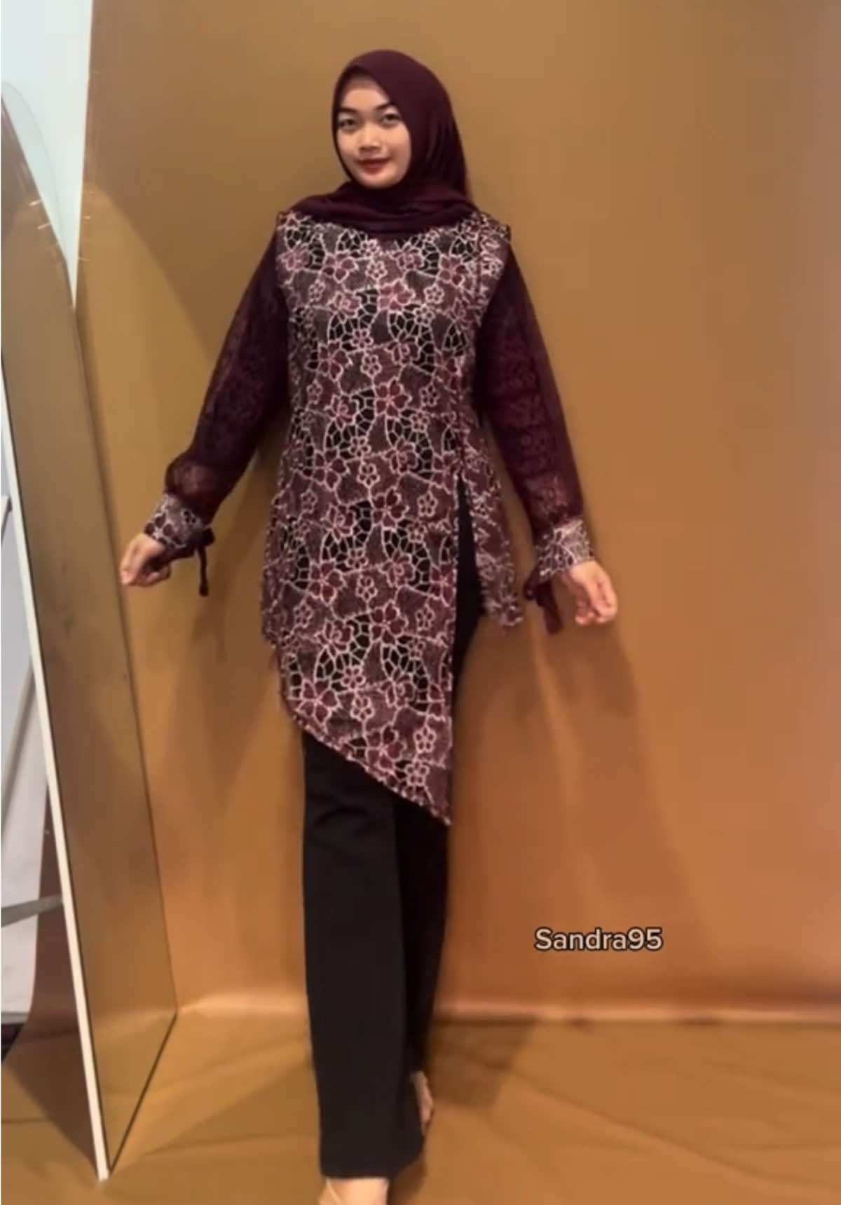 Rekomendasi kebaya tunik modern #kebaya #kebayamodern #kebayakondangan #kebayawisuda #kebayalamaran 