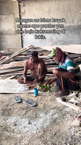 Ngeri bolo#terding #soundviral #kuliproyek👷🏼 #tukangbangunan #pejuangkeluarga #masukberandamuu #masukberandafyp #storykuli #fyp #terding_new #fanpage #vidioviral #fypシ #lewatberanda #live #fyppp 