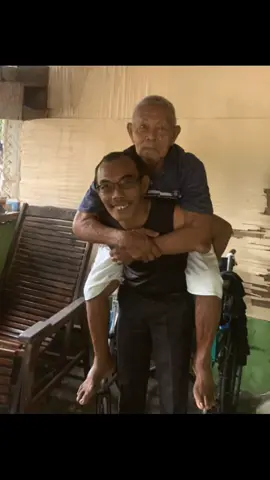 sehat selalu embah ku😘 pesona BPK ku & emah ku 🥰🥰😍  #fyppppppppppppppppppppppp #anaksholeh #CapCut 