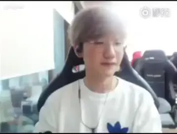 Có anh này mới tỏ tình mình🧡 CN này đi hẹn hò buổi đầu tiên không biết ảnh tặng mình cái gì🥹  #Peanut #Hanwangho #peanutwin #hlewin 