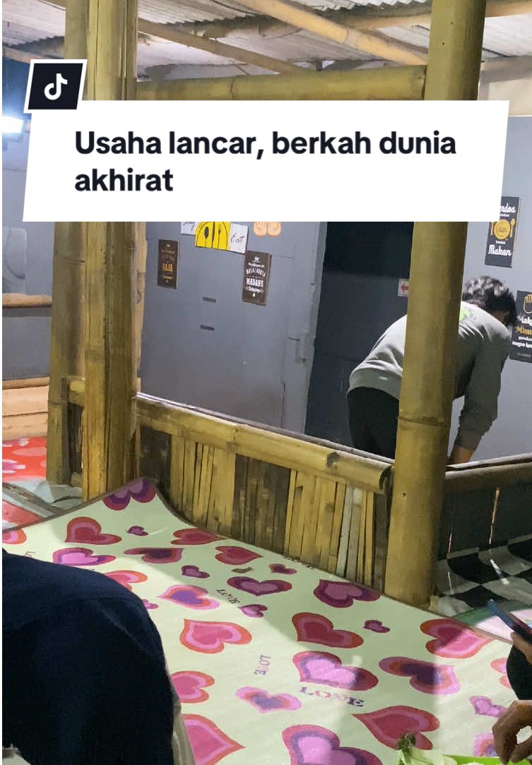 Mudah mudahan yang ke 4 nya bisa umroh , amin 🤲🏻 #kangpecellele #kangpecel #pecellelecibadaksukabumi 