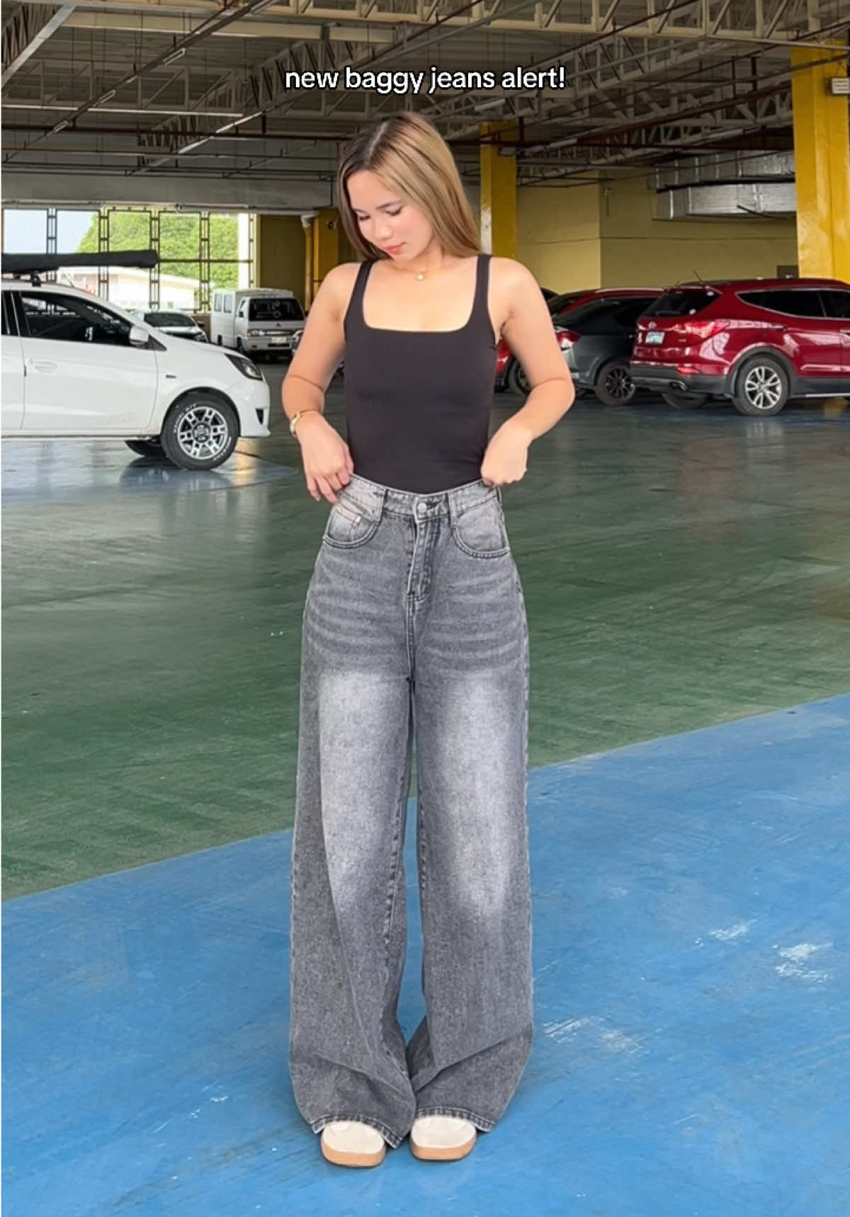 another favee baggy pants!😩🖤 #baggypants #baggyjeans #widelegpants #widelegjeans #graypants 