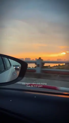 Sau chủ nhật luôn là thứ hai, sau kết thúc luôn là một khởi đầu mới. Ngày hôm qua có đẹp đẽ thế nào cũng không quay về được nữa, ngày mai dù khó khăn đến mấy cũng phải can đảm bước đi....       #CapCut #xuhuong #buontamtrang #buon_tam_trang💔 #phunusongtothon #trend 