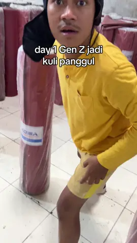 Gen Z tulangnya terbiasa rebahan 😭, kudu disekolahin sama Susu Tulang Etawalin #susuetawa #susutulang #susutulangherbal #susuetawalin #susutulangetawalin 