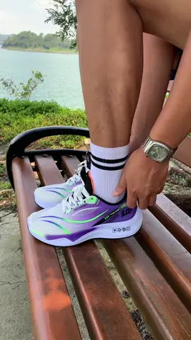 Utamakan fungsi bukan gengsi #sepatu #produklokal #sepatuolahraga #sepaturunning #sepatusporty 