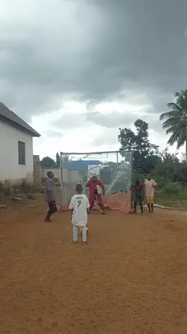 Poor Goalkeeper 😃 😆 #trending #football #viralvideos #creatorsearchinsight #mbappe 
