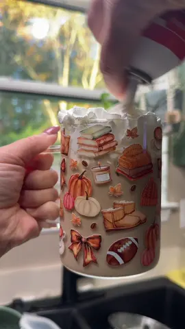 I am obsesseddd with this freaking cute glass coffee mug! I’m just waiting for it to get chilly and crisp in the mornings so I can sit out back wrapped up in my cardigan with my coffee 🥹🥹 @Sip-Sip Hooray!  #tiktokshopcreatorpicks #tiktokshopfalldealsforyou #newarrivalsurge #fallcoffee #sipsiphooray 