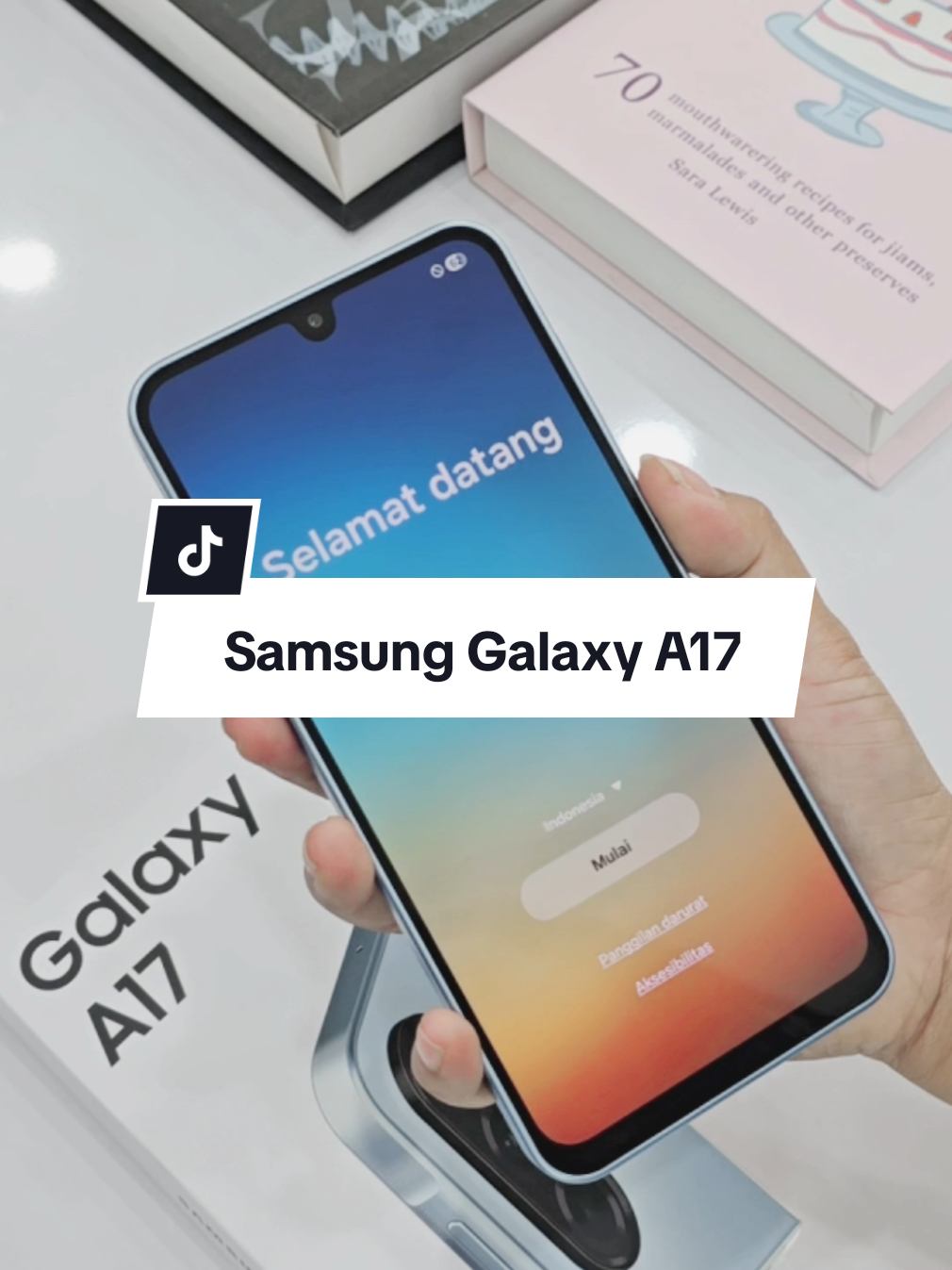 New!! Unboxing Samsung Galaxy A17 ini memanjakan mata kita dengan warna biru yang wow!! So cute!! #newgalaxy #samsunggalaxy #samsunga17 #raniagadgetstyle #fyp 