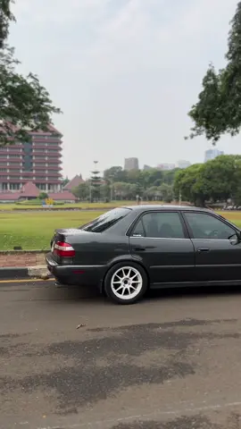 jeda kelas ngampus syahdu~ #ae112 #allnewcorolla