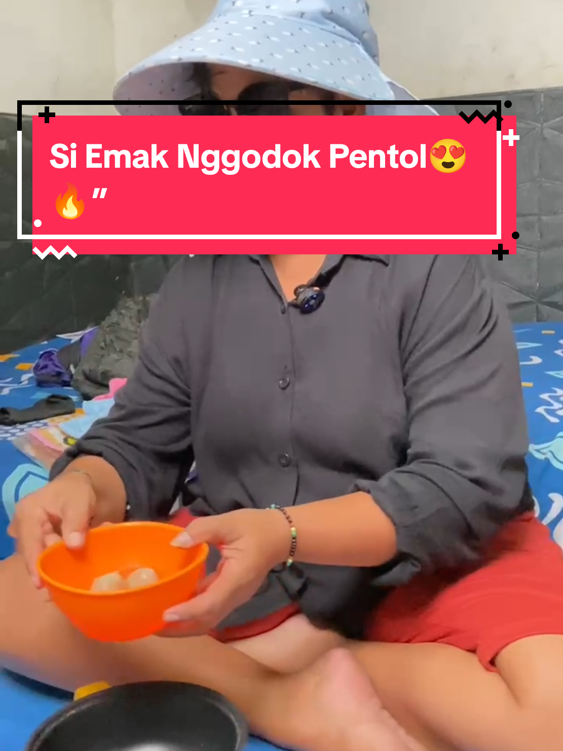 📦 Unboxing panci serbaguna bareng Si Neli – Nenek Lincah! Panci ini bisa dipakai untuk rebus, goreng, sampai kukus. Nenek aja jadi makin semangat masak 👩‍🍳✨ #SiNeli #NenekLincah #PanciSerbaguna #UnboxingProduk #ReviewPanci  