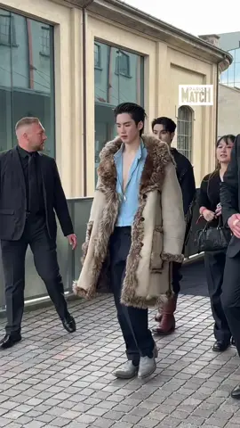 #phutatchai #khunpol #prada #milanfashionweek #TikTokFashion #fashionweek 