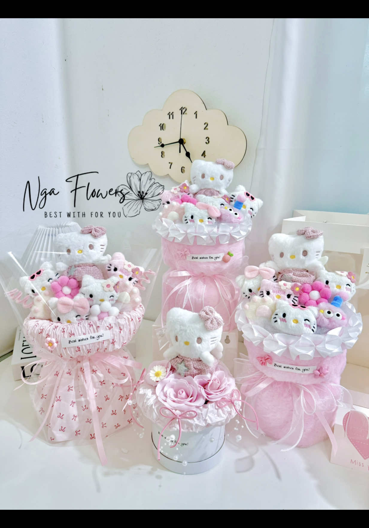 Hello Kitty.. #quatang #gaubong #hellokitty 