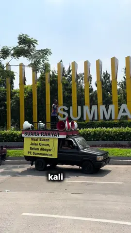 Terjadinya Demo aksi pada tanggal 25 September 2025 di pintu masuk Summarecon Bogor adanya masalah yang terjadi #bogor #bogorupdate #demo #summareconbogor #sengketatanah