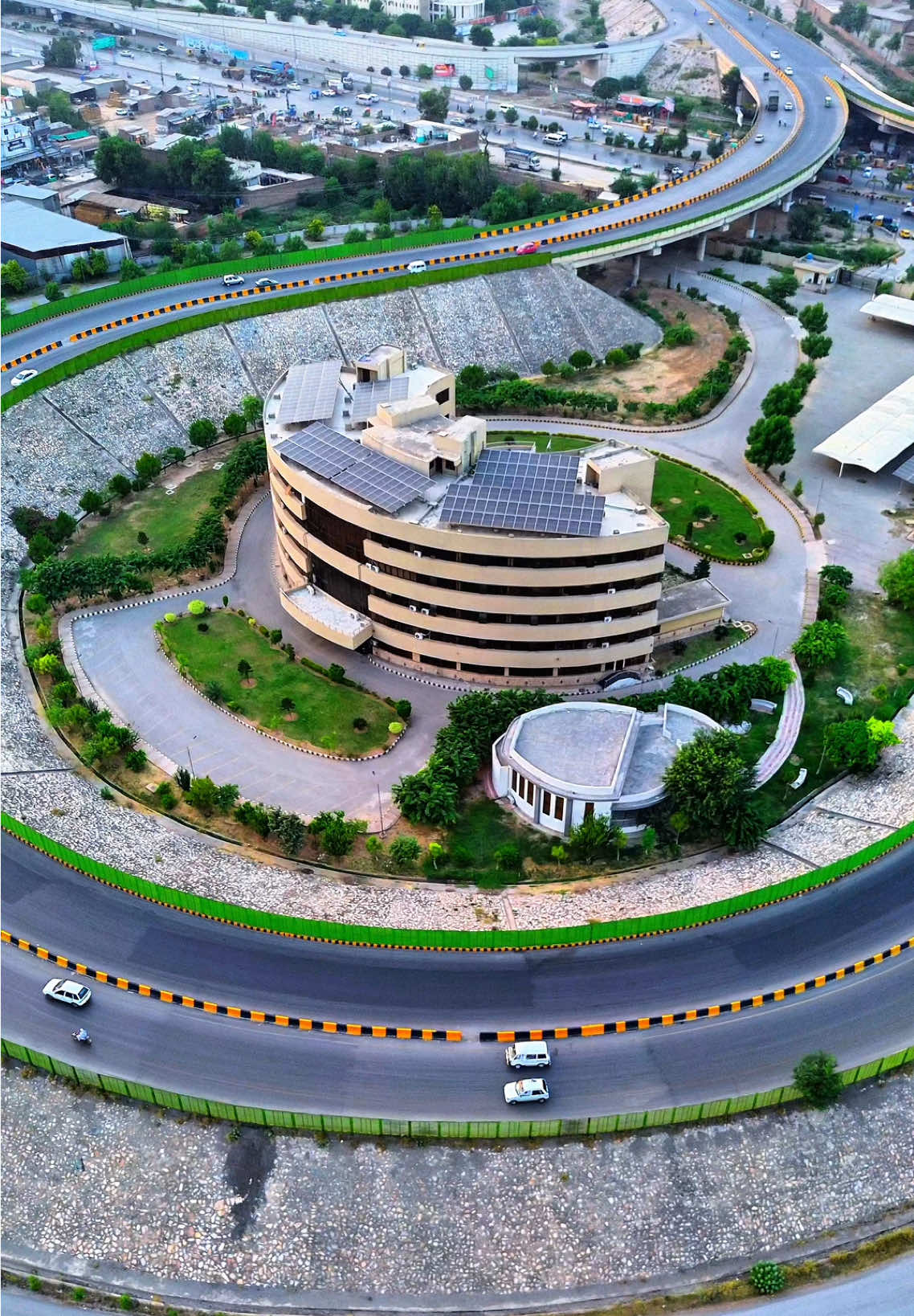 Da kam zai dai comment ki owaye aw yo khesta comment hm ukai zaror..#foryoupage❤️❤️ #dronevideo #peshawar #pekhawar #beauty 