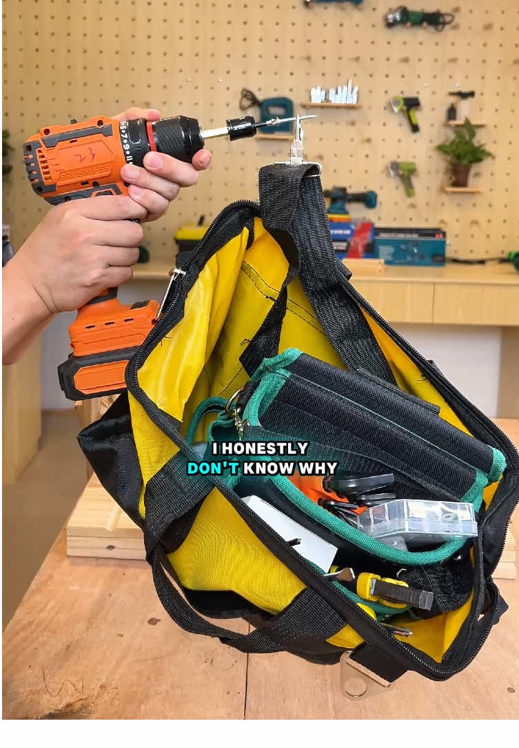 It's almost 2026—time to free your other hand! #MagneticScrewdriverBits #DIY #ToolInnovation #HomeEssentials#trend 