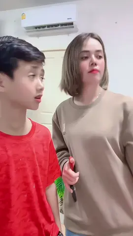 ข่อยขี่รถเก๋งมันผิดบ่องได้ 😎#แม่ลูกสายฮา #เบ็นเท็น #แม่ต่าย #คนไทยเป็นคนตลก 