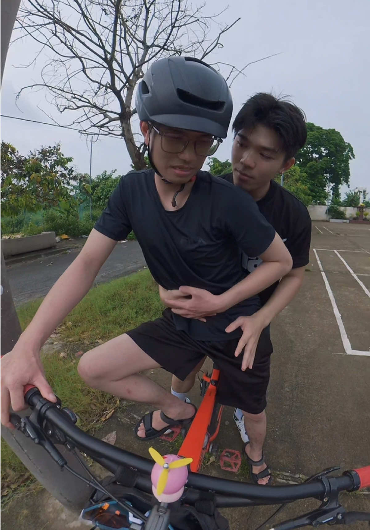 Hướng dẫn đạp xe đúng tư thế @Em Mực 🦑 #tiendixedap 