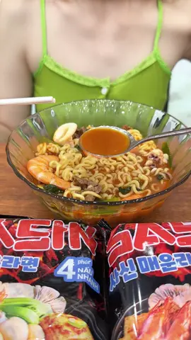 Mì cay vị kim chi #micay #micaysasin #micayvikimchi 