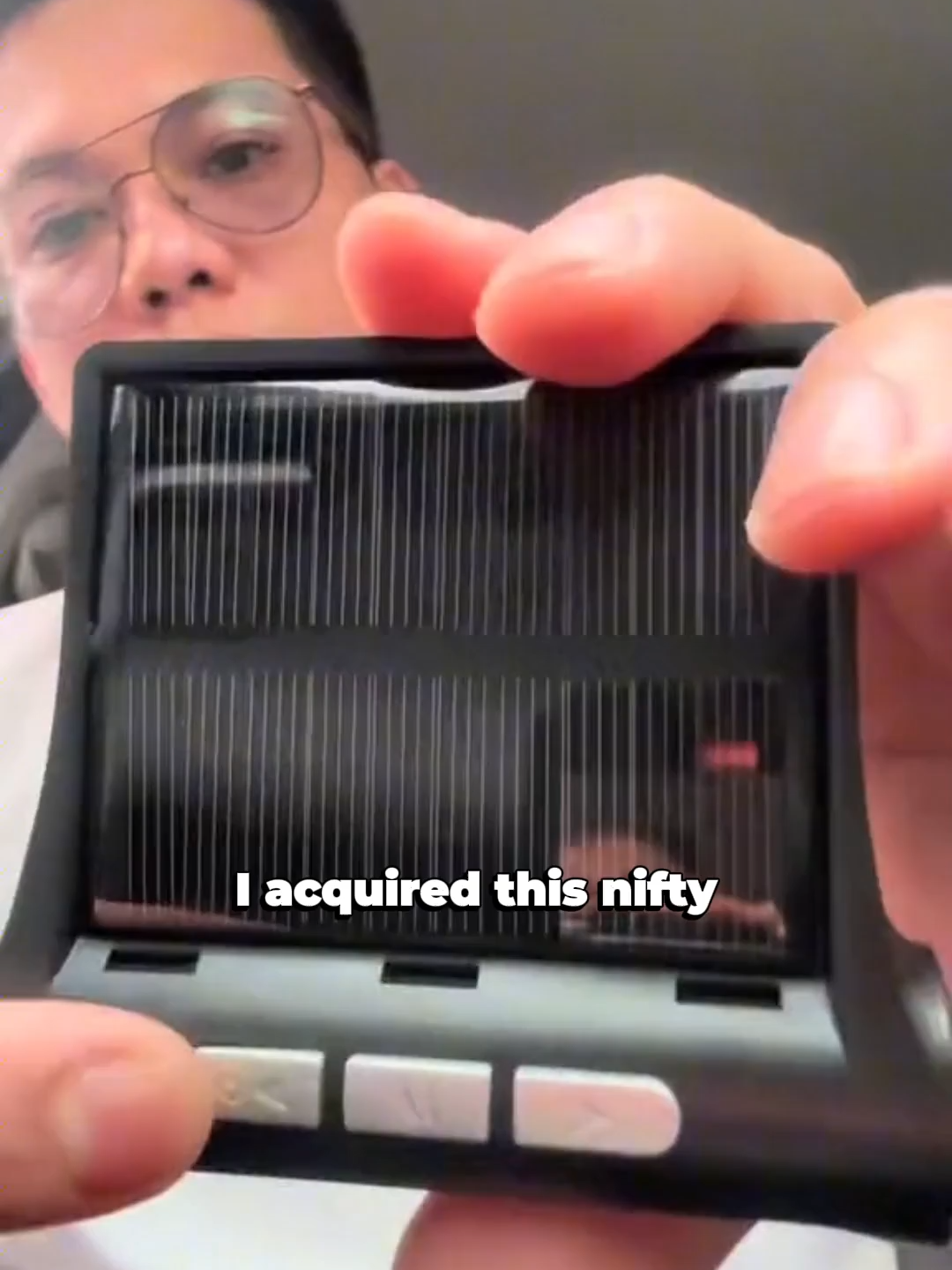 New solar-powered tire pressure monitoring system - Convenient - Essential for cars