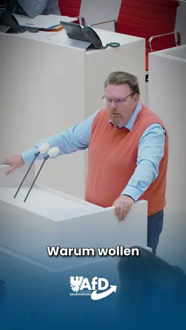 Im Rahmen der aktuellen Stunde ging es heute im Brandenburger Landtag um den Jahrestag des Atombombenabwurfs auf Japan 1945. Unser stellvertretender Fraktionschef @lhuenich nutzte seine Rede für eine heftige Abrechnung mit SPD und CDU, deren Regierungschef Merz wie kein Kanzler vor ihm mit dem Feuer spielt und Deutschland in den nächsten Weltkrieg zu ziehen droht. #kriegstreiber #ukraine #russland #taurus