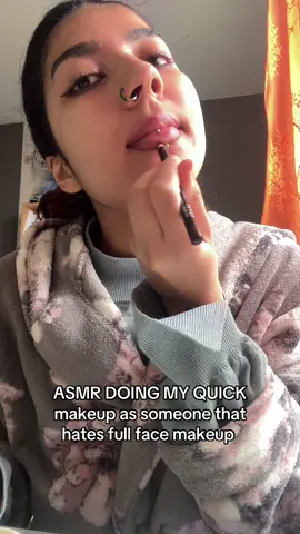 For the days where I feel like doing a quick makeup fix that’s what I do #makeuptutorial #makeup #makeupasmr #makeupproducts #quickmakeup 