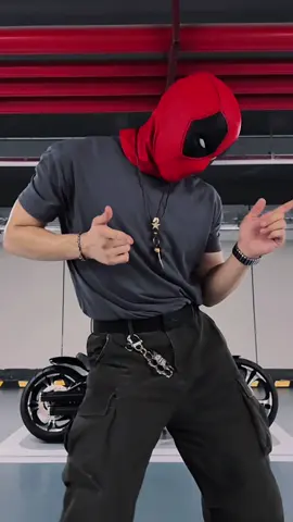 Nghe nói mấy cưng muốn xem anh nhảy nhiều hơn. Xem anh thể hiện đây!!! Bỏ qua đoạn đầu giúp mình ha 🫣 #phoidonam #trending #fashion #donam #outfitideas 