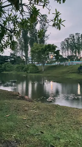 UNRI senja dan hujannnya🤏#unri #universitasriau #fyp #senja 