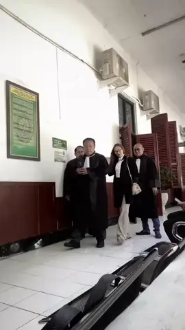 #kuratorkepailitansurabaya #legalcorporatesurabaya #pengacarasurabayaterbaik #konsultasihukumgratis #pengacaraonline