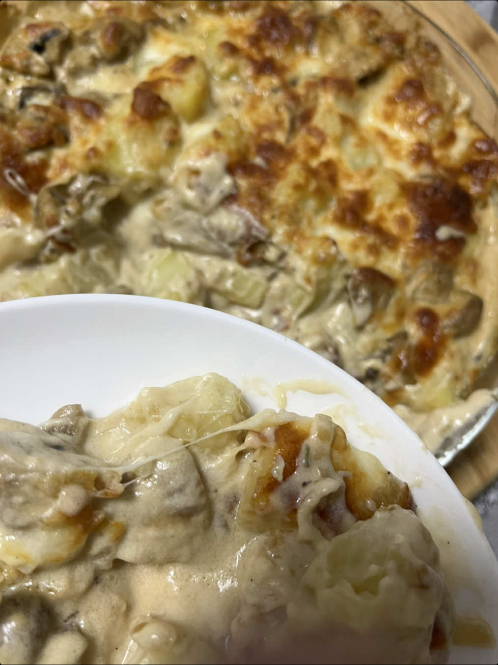 #картошкасгрибами #рецепт #сливочныйсоус #картошка #грибочки 