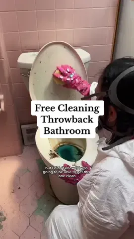 I wasn’t going to post any more of these throwback cleanings with @ᴀᴜʀɪ ✨ but you guys have been streaming for updates so for the newbies and people who didn’t see them, here’s the bathroom transformation!! #onthisday #CleanTok #cleaningmotivation #cleaningtransformation 