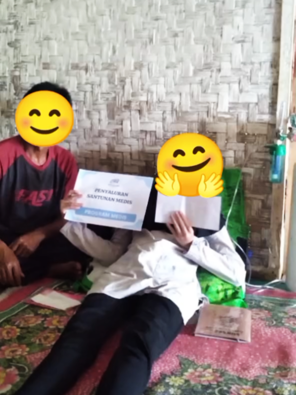 Hatur nuhun, alhamdulillah, kanyaah oge kadeudeuhna ka salah sawios warga Ciela... 🤗🙏 Semoga apa yang diberikan menjadi catatan pahala kebaikan yang Allah abadikan balasannya dengan anugerah tak terhingga,, tanpa berbatas waktu, dan tidak pula berbatas tempat...  Hatur nuhun rekan-rekan yang sudah memfasilitasi serta teman-teman dari SALAM MUKTI ABADI tebarkebaikan, semoga kebaikan tidak pernah berhenti di satu titik... 🥰🤲🤝🙏 #kebaikanmenular #berwujudkebaikan  #kebaikanberwujud #relawan #timfasilitasi 