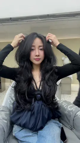 Có những giây phút em thấy tâm trí mình nhẹ trong như nước, an tĩnh lạ thường…. Chắc bởi vì lòng em đã cảm nhận được đủ đầy bình yên ♥️. #VHP  #CúnBông  #vũhồngphúc  #fyp 