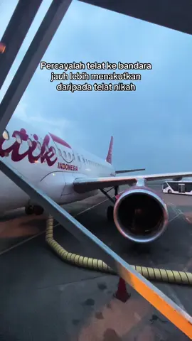 jantung aman? 🙂 #xyzbca #soekarnohattaintrernationalairport #airportlife #batikair #lionairgroup 