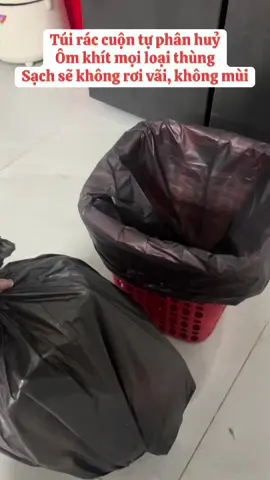 Túi đựng rác không mùi, không tràn, không rơi vãi , combo 12 cuộn 4 bịch chỉ hơn bốn mươi cá#giadungtienloi #giadungviet #giadungnhabep 