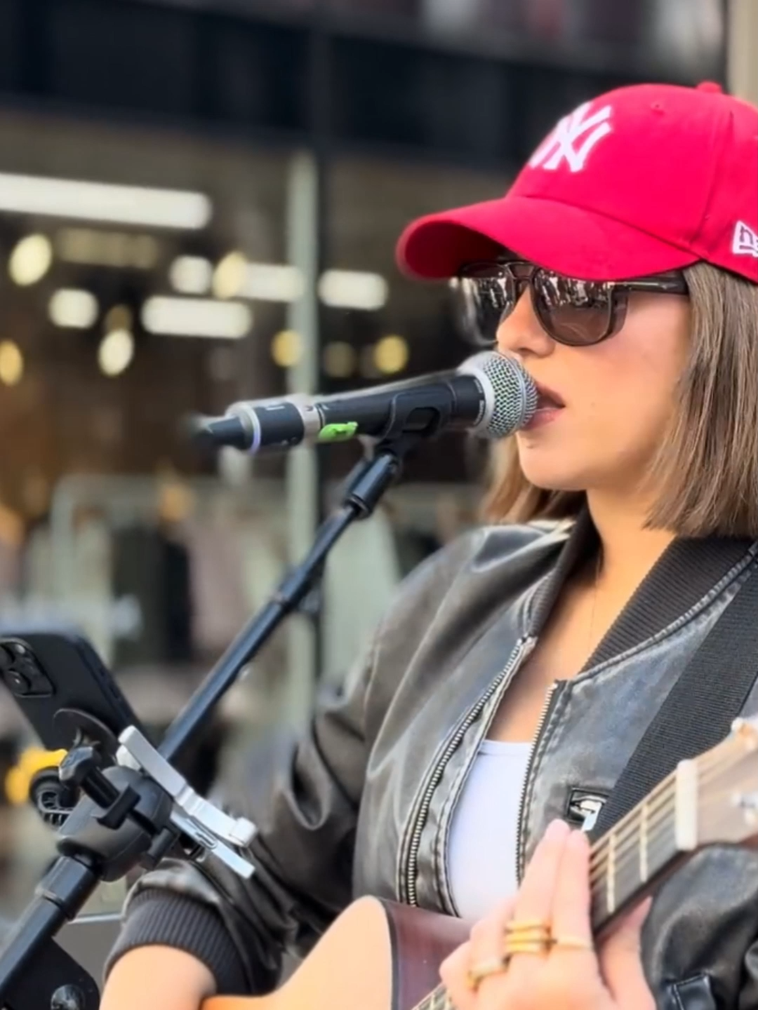 Clown - Emeli Sande | Allie Sherlock Cover #streetmusic #musician #streetperformance #guitarist #guitarcover #songcover #alliesherlock