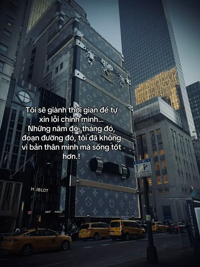 Tôi sẽ giành thời gian để tự xin lỗi chính mình. Những năm đó, tháng đó, đoạn đường đó, tôi đã không vì bản thân mình mà sống tốt hơn 