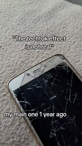 I literally went from 800MB of RAM to 8GB #viral #techtok #samsung #motorola #тикток 