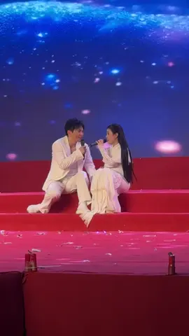 mai ca sĩ lâm hùng còn về long xuyên nua nhe ace 😍