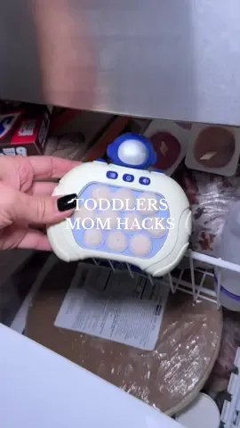 Things I wish I knew as a first time mom! Useful mom hacks🥹 #MomsofTikTok #momhack #teethingbaby #toddlers #LifeHack 