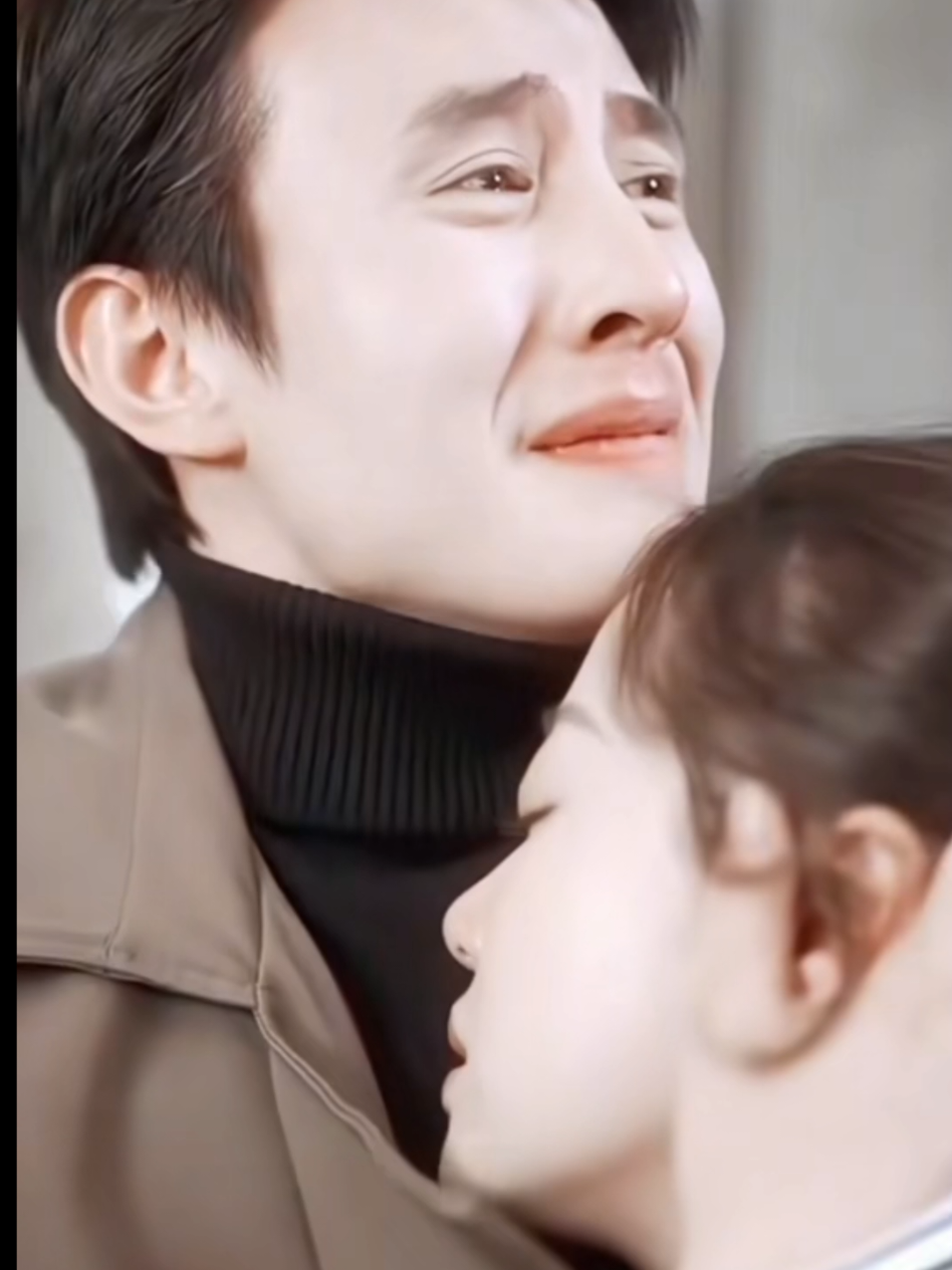 he loves her very much and tries his best for her #fyp #chinese #shortdrama #liuxiaoxu #yuanyuhan 