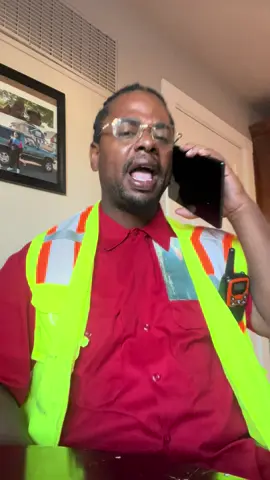 Hood nigga flagging how may I help you #bobbygarland #playtomuch🤣😂🤣 #blackcomedy 