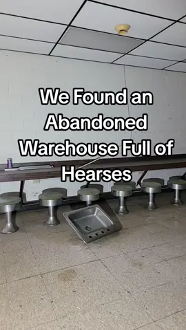 Abandoned Warehouse full of Hearses #teamwork  #abandoned #abandonedplaces #urbex #timelapse  @juanlovesjamie @frfr_gage 