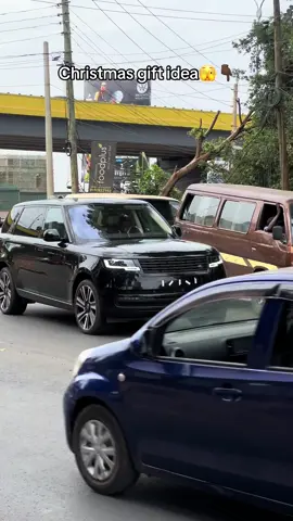 Incase you were wondering🤭 . . . #carspotting #rangerover #nairobi #spottedinnairobi 