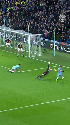 A remarkable finish 🤯🙌 #SergioAguero #PremierLeague #ManCity