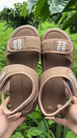 Sandal nữ quai da mềm đi êm chân cao 3cm#videpxinh #sandal #giaydephottrend #xuhuong 